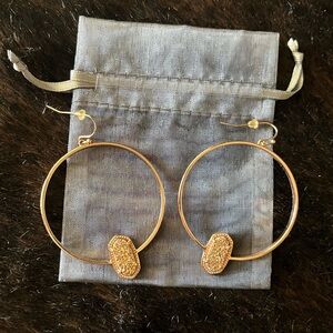 Kendra Scott Earrings 🫶🏻